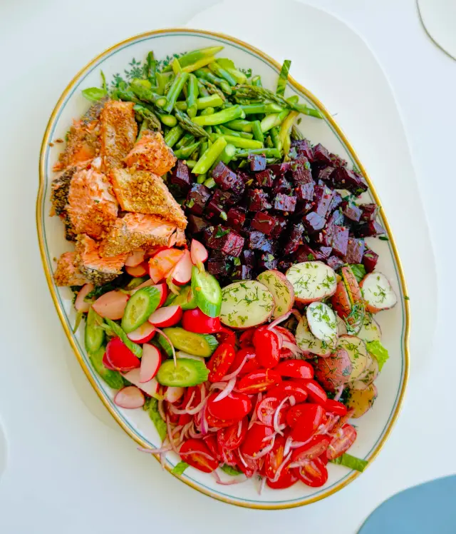 Salmon Niçoise Salad