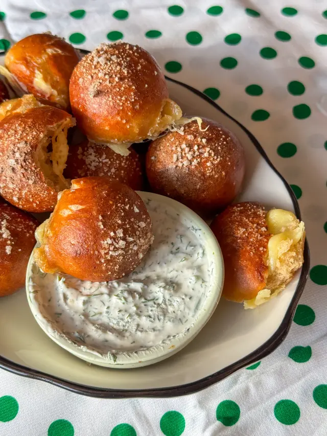 Cheddar Stuffed Pretzel Bites
