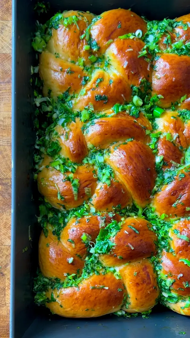 Green Garlic Knots