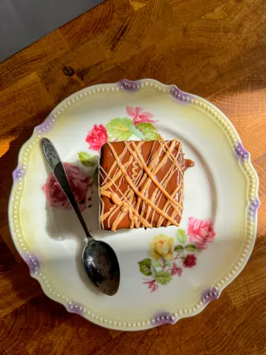 Pão De Mel (Brazilian Honey Chocolate Cake)