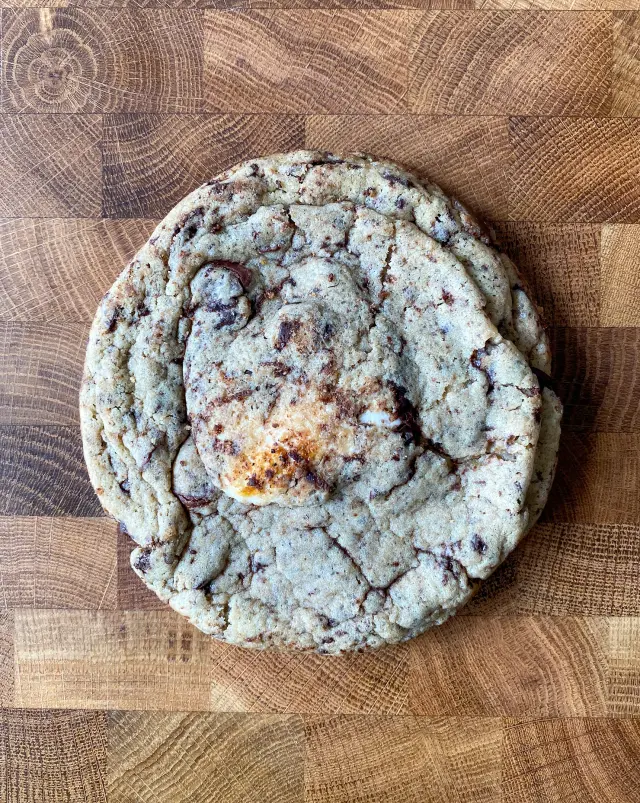 S’mores Stuffed Cookies